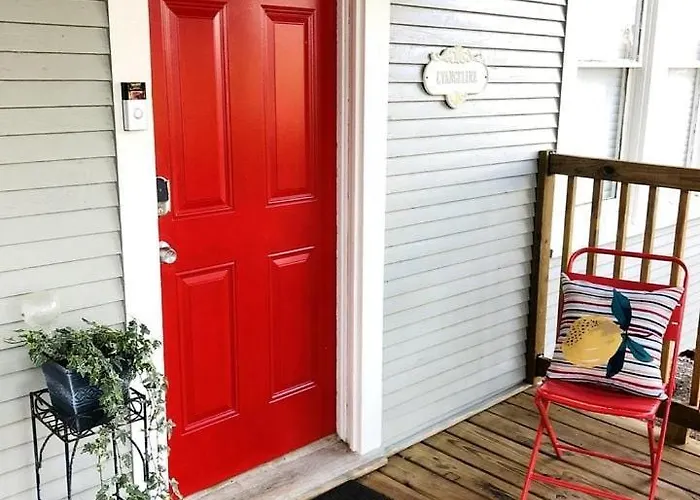 Quaint Cute Fully Equipped In Louisiana Lafayette